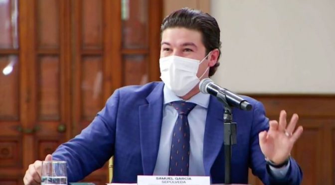 México – Funcionario de Agua y Drenaje de NL compró 90 autos de lujo, denuncia Samuel García (Proceso)