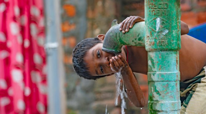 Mundo-Agua, pilar esencial del resto de Derechos Humanos (El Ágora Diario del agua)
