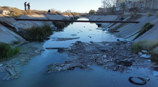 Chihuahua-Atiende ecología problema de contaminación en dren Laguna Seca (El Heraldo de Chihuahua)