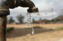 Sinaloa – Lluvias no resuelven crisis hídrica en zonas serranas; continúan envíos de agua potable (El Sol de Sinaloa)