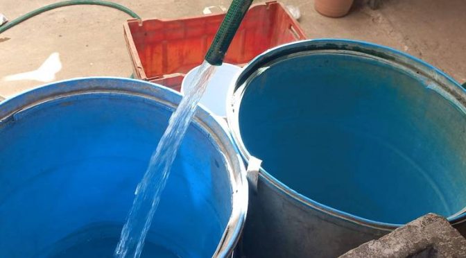 Sinaloa – Por falta del servicio, escuinapenses compran agua a particulares (El Sol de Mazatlán)