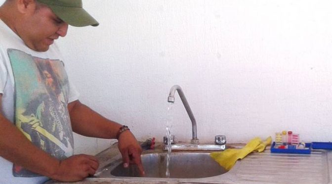 Morelos-Por cambios en la tubería sale agua contaminada de los drenajes (El Sol de Cuautla)