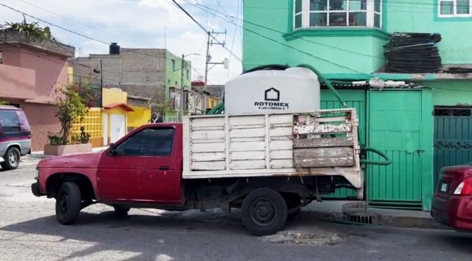 Estado de México – Así operan los ‘huachicoleros del agua’ en Ecatepec; gobierno municipal advierte sanciones (Noticieros Televisa)