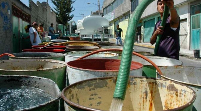 Estado de México-Ecatepec arrestará a quienes roben agua potable de tomas para venderla (Excelsior)