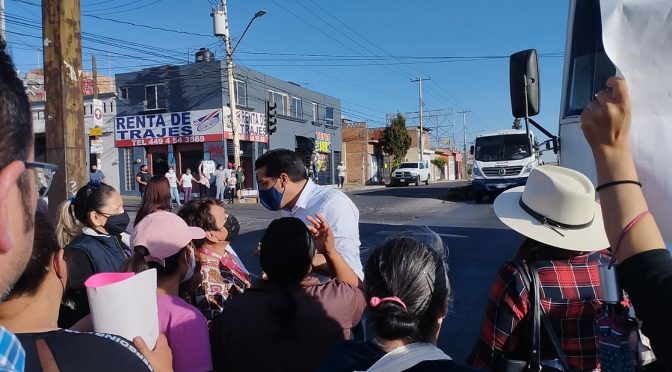 Aguascalientes-Protestan durante 11 horas por falta de agua en Aguascalientes (La Jornada)