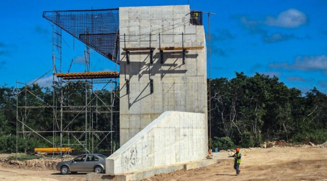 Yucatán-Megaproyectos amenazan el agua de la península de Yucatán: expertos (La Jornada Maya)