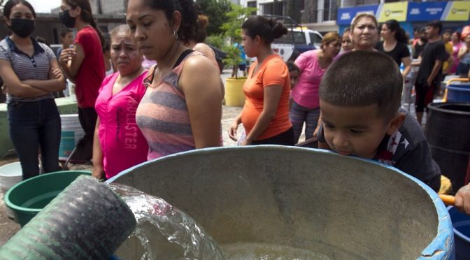 México – Defensoras del agua: cómo la escasez afecta más a las mujeres y luchan por ella (Animal Político)