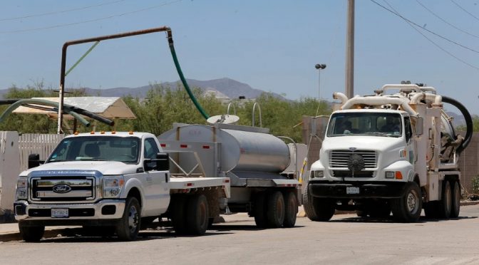 Coahuila-Al menos 30 escuelas de Torreón reciben agua vía pipas (Milenio)