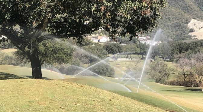 Nuevo León – Agobia en Monterrey la falta de agua, pero no en 20 campos de golf (La Jornada)