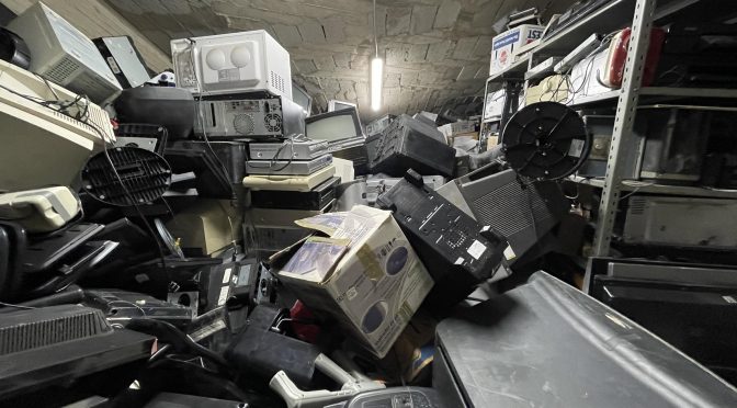 Guadalajara – Con éxito, la comunidad universitaria recicla más de 18 toneladas de basura tecnológica (UDG)