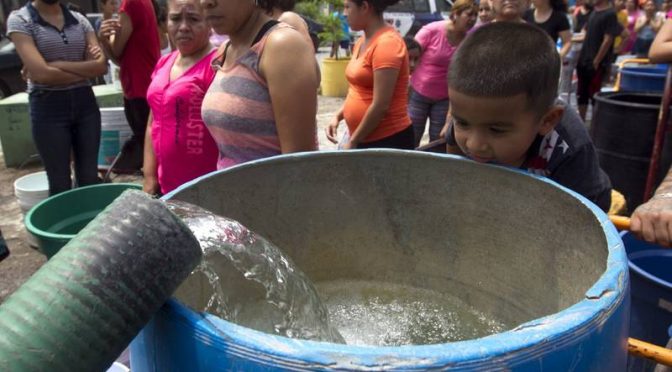 México- Hay agua… pero mal repartida: siete empresas acaparan 70% del líquido en México (El Financiero)