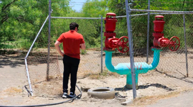 Nuevo León- Ante la sequía en Nuevo León, detectaron seis tomas clandestinas de agua (Infobae)