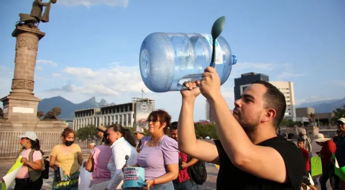 Nuevo León – Monterrey espera que la solución a la crisis del agua le caiga del cielo (El Economista)