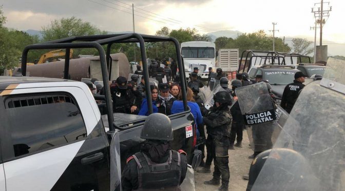 Nuevo León – Detienen a seis en Montemorelos por negarse a entregar agua del río Pilón (La Jornada)