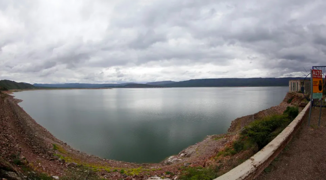 Durango – Tras lluvias, ingresa agua a presa “El Palmito”; aumenta a 30% de almacenamiento (Milenio)