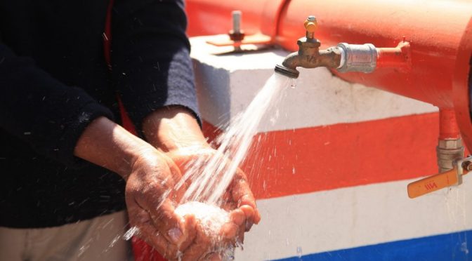 León – Benefician a familias con obras de agua y drenaje sanitario (El Heraldo de León)