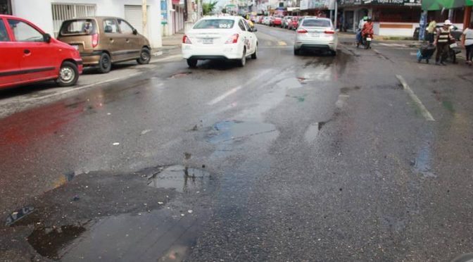 Tabasco – Fugas de agua siguen apareciendo en Villahermosa (El Heraldo de Tabasco)
