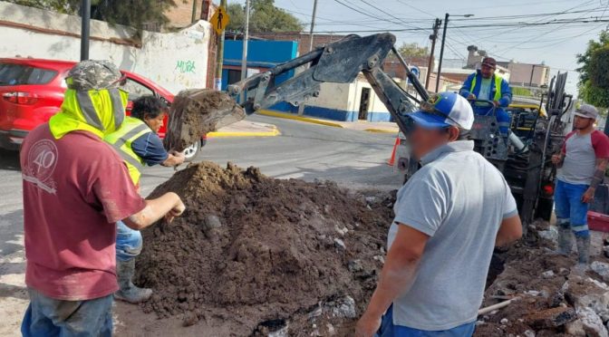 Guanajuato – Jumapa suministra agua sucia en el Barrio de San Antonio en Celaya; llevan así dos meses (Periódico Correo)