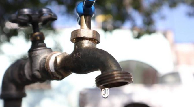 Hidalgo-Limitan uso del agua en Agua Blanca, como medida preventiva (El Sol de Tulancingo)