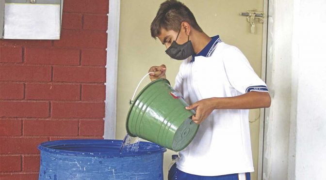 Querétaro – Escuelas tienen escasez de agua (am de Querétaro)