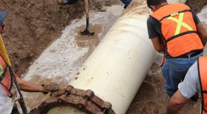 Sonora-Sin agua casi 100 colonias de Hermosillo por ruptura de tubería (El Sol de Hermosillo)