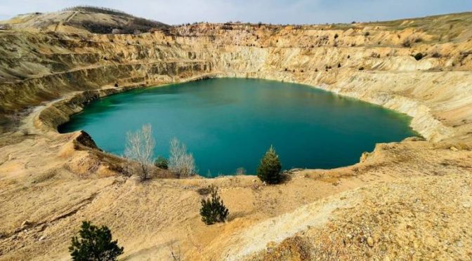 Canadá – ¿A qué sabe el agua más antigua en la Tierra? Exploración en mina descubre pozo milenario (El Sol de México)