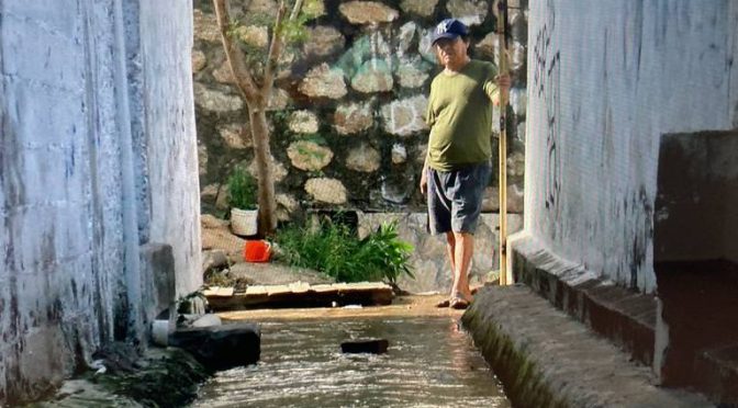 Guerrero-Fuga de agua lleva más de seis meses (El Sol de Acapulco)