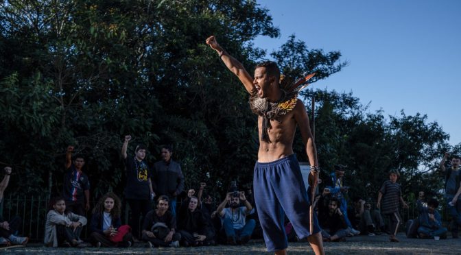 Mundo-Indígenas de Brasil luchan por sus tierras en medio de posibles cambios legales (Diálogo chino)