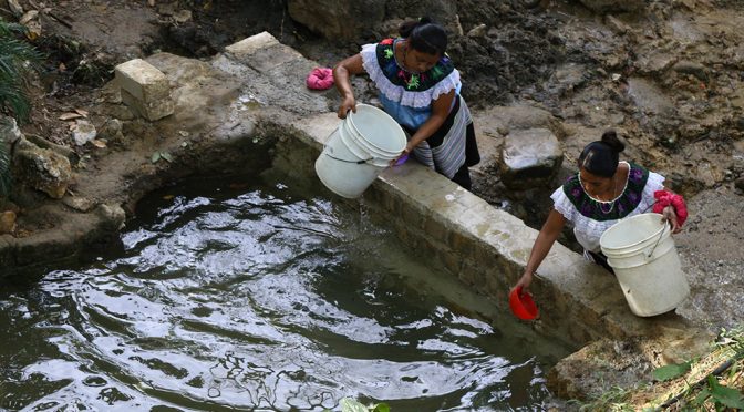 Chiapas-Un plan de justicia para llevar agua al campo de Chiapas (Pie de Página)