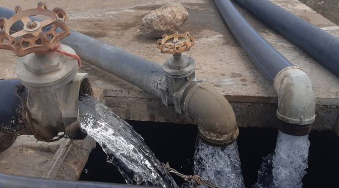 Chihuahua-Extracción de agua en pozos clandestinos afecta a agricultores del sureste del estado (El Heraldo)