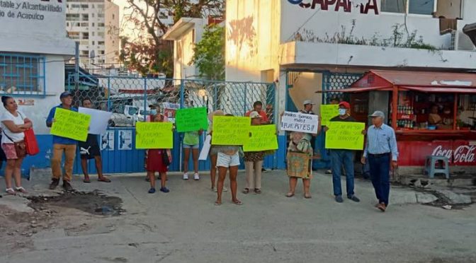 Guerrero-Protestan en CAPAMA por falta de agua en la colonia Morelos (El Sol de Acapulco)