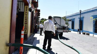 Oaxaca-Crisis hídrica en Oaxaca: “agua para el sector turístico, gotas para habitantes” (EDUCA)