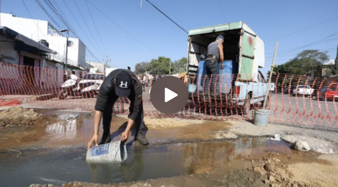 Oaxaca – En plena escasez de agua dejan sin atender fuga de hace cuatro días (La Jornada)