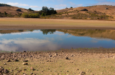 Michoacán-¿El lago de Pátzcuaro se puede cruzar a pie? Drones retratan la fuerte sequía que enfrenta (Milenio)