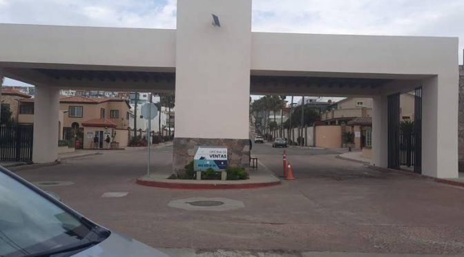 Baja California- Residentes de San Marino cumplen tres días sin agua; exigen que fraccionamiento sea entregado al municipio (El Sol de Tijuana)