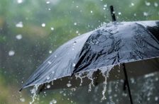 Querétaro-Lluvias inundan Peñuelas y dejan a familias caminando entre el agua (Diario de Querétaro)