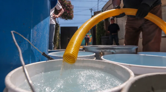 CDMX – ¿Qué hacer si a mi casa llegó agua contaminada en Benito Juárez? (Aristegui)