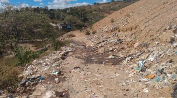 Oaxaca – Lixiviados, otra amenaza para los mantos freáticos y el abasto de agua potable (El Universal Oaxaca)