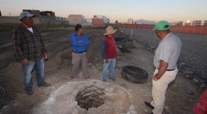 Puebla – Extracción ilegal de agua en Puebla, un delito poco castigado con desafíos ambientales y sociales (El Sol de Puebla)