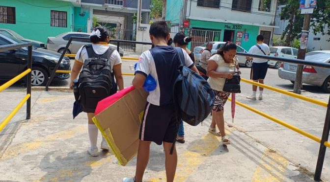 Tamaulipas – Secundaria en Ciudad Madero cancela clases por falta de agua: más de mil alumnos afectados (El Sol de Tampico)