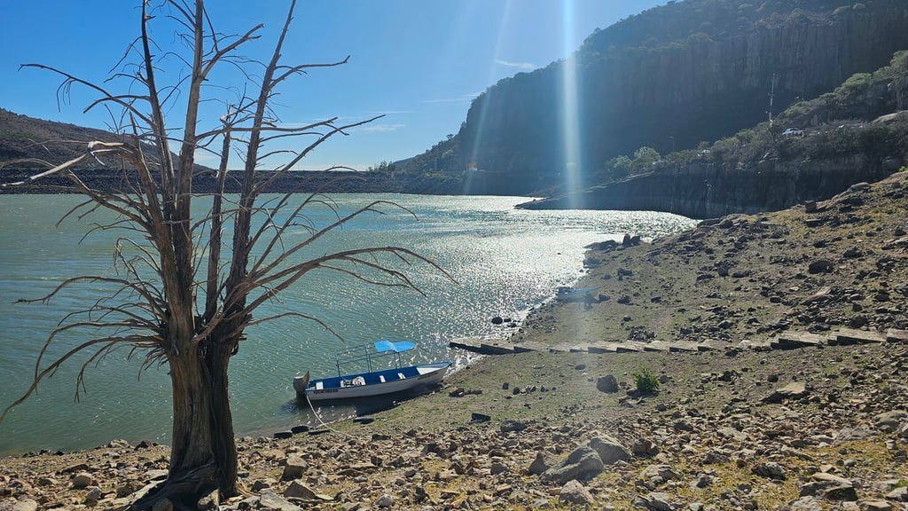 Durango – Presas de Durango, con bajo nivel de agua (El Siglo de Durango)
