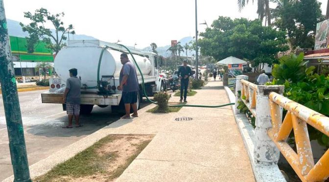 Guerrero – Restauranteros de la Costera recurren a la compra de agua (El Sol de Acapulco)