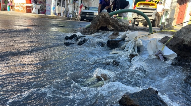 Ciudad de México – Se requieren 70 mil mdp para abatir fugas de agua: Coparmex (La Jornada)