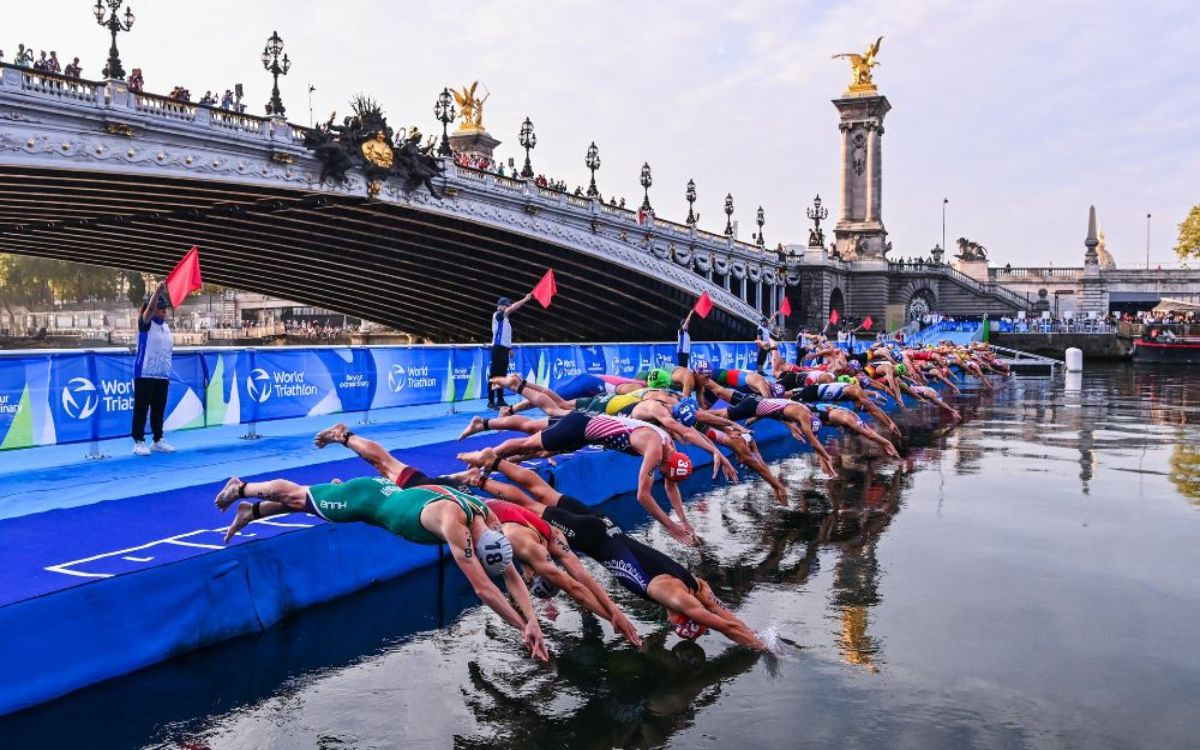 Mundo-París 2024: Suspenden entrenamiento de triatlón por mala calidad del agua en el Sena (Aristegui)