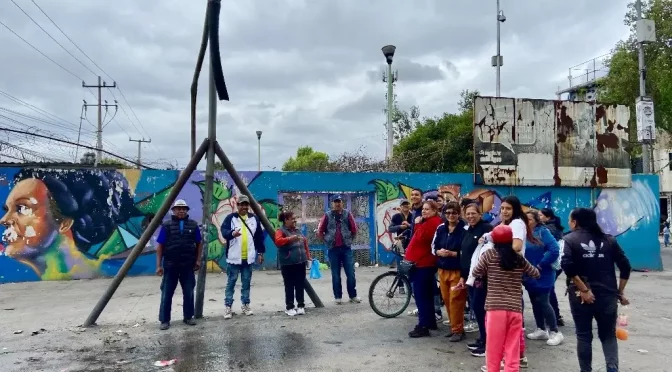 Estado de México – Vecinos de Ecatepec toman pozos de agua; exigen suministro en sus casas (La Jornada)