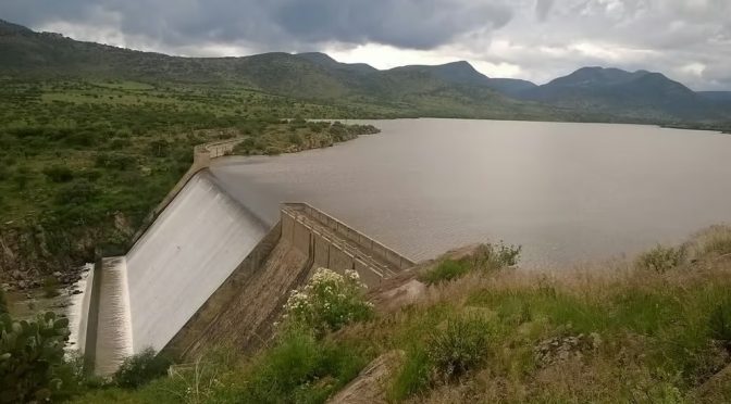 Durango – Una presa en Durango se encuentra a punto de derramar agua (El Siglo de Durango)