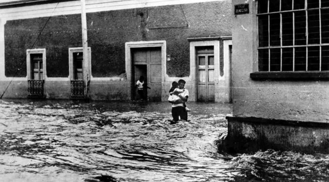 Guanajuato – Gobierno de Guanajuato presentó el libro “Agua Sucia”, novela que revive la trágica inundación de Irapuato en 1973 (889 Noticias)