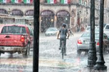 CDMX-Lluvias en CDMX dejan más de 42 millones de metros cúbicos de agua; autoridades atienden el 100% de los encharcamientos registrados (El Universal)