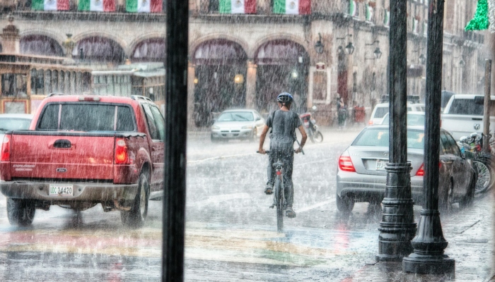 México – ¿Cómo la Arquitectura puede mitigar los daños de inundaciones y aprovechar el agua de la lluvia? (IBERO Ciudad de México)