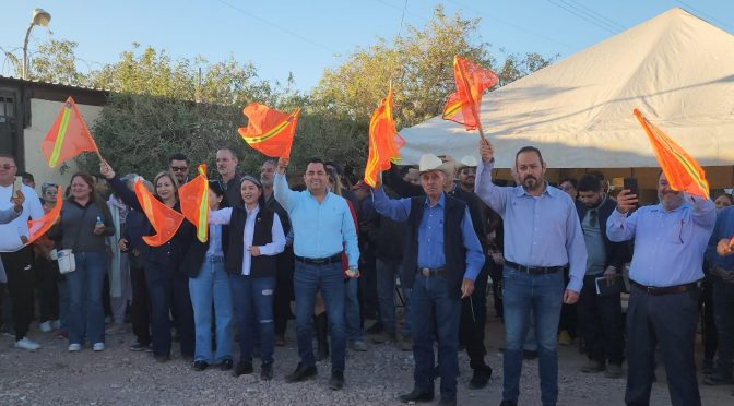 Chihuahua – Mejoran la calidad de vida de más de 100 familias en Granjas del Valle con introducción de agua potable (Gobierno de Chihuahua)